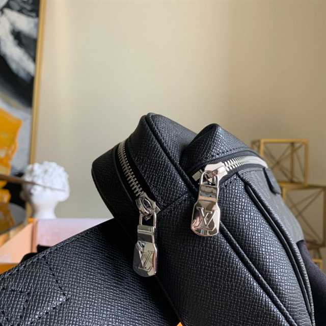 Louis Vuitton Outdoor Bumbag Taigarama In Black LBB042 - 3