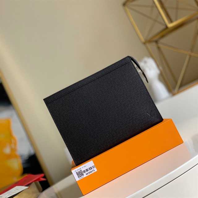Louis Vuitton Pochette Voyage Mm Taiga Leather LP58 - 2