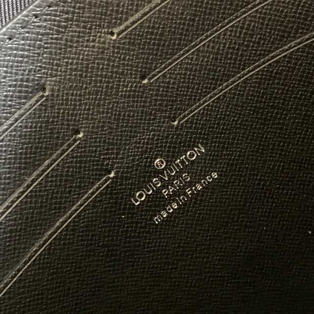 Louis Vuitton Pochette Voyage Mm Taiga Leather LP58 - 5