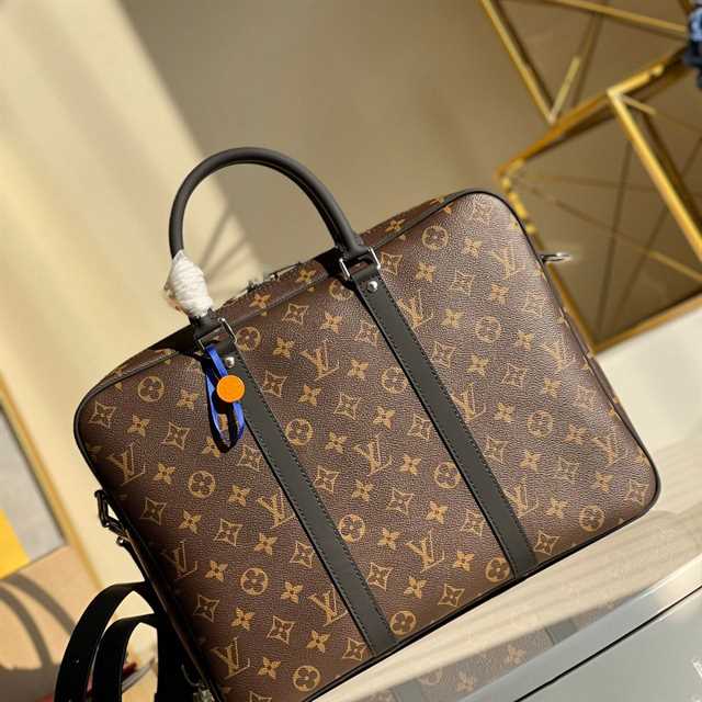 Louis Vuitton Porte-Documents Voyage Monogram Macassar Canvas LDB061 - 2