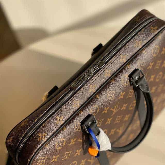 Louis Vuitton Porte-Documents Voyage Monogram Macassar Canvas LDB061 - 6