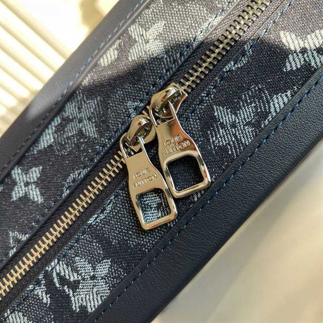 Louis Vuitton Soft Trunk Monogram Canvas LMB039 - 7