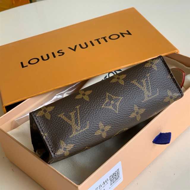 Louis Vuitton Toiletry Pouch 15 Monogram Canvas LP49 - 5