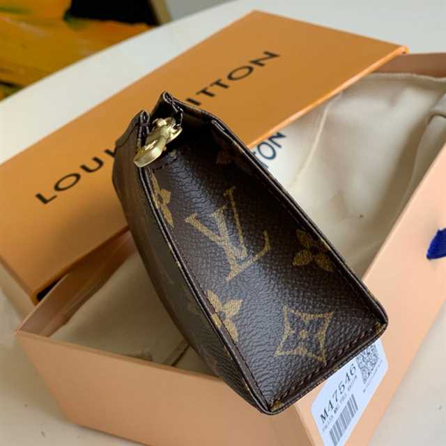 Louis Vuitton Toiletry Pouch 15 Monogram Canvas LP49 - 7