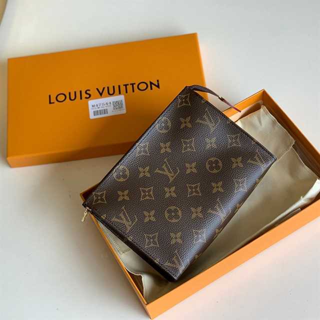 Louis Vuitton Toiletry Pouch 19 Monogram Canvas In Brown LP48 - 4