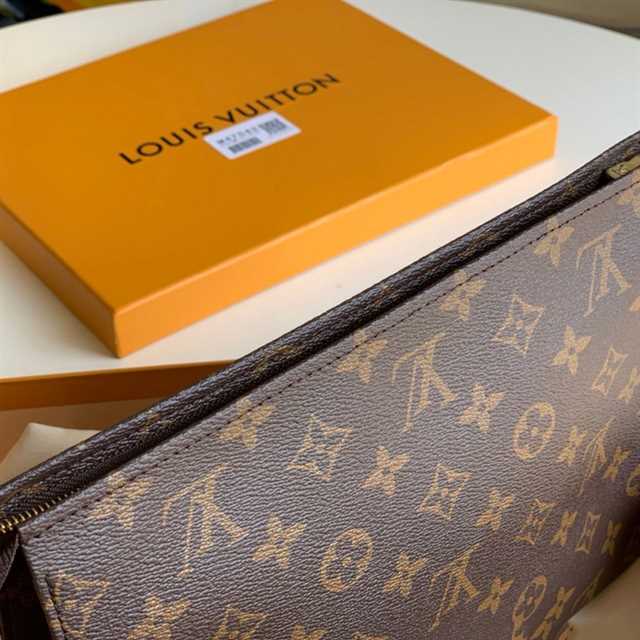 Louis Vuitton Toiletry Pouch 26 Monogram Canvas LP47 - 5