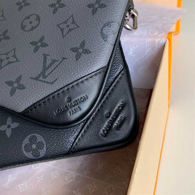 Louis Vuitton Trio Messenger Bag LMB038 - 7