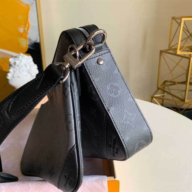 Louis Vuitton Trio Messenger Bag LMB038 - 9