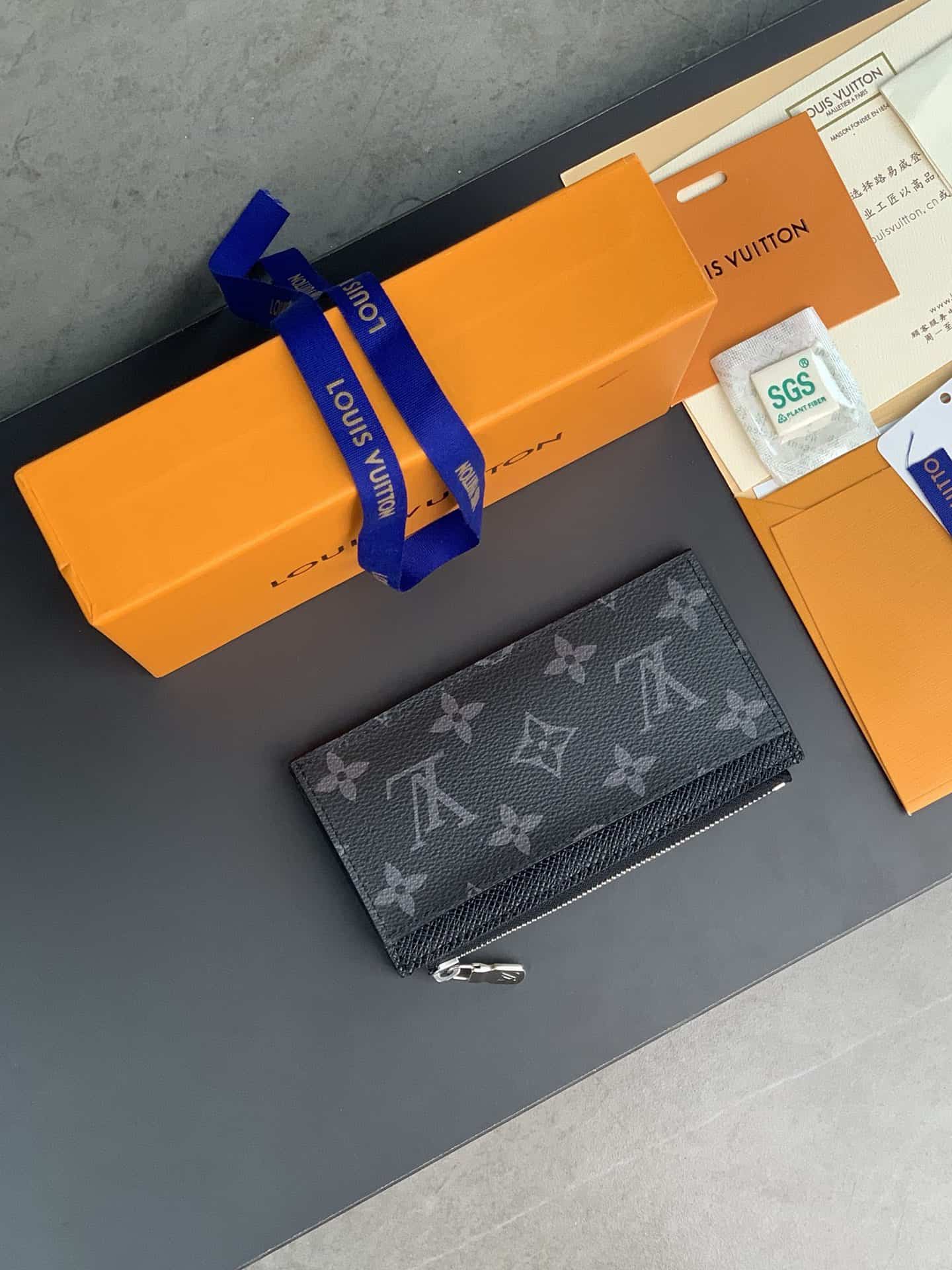 Louis Vuitton Wallet - WPR435 - 2
