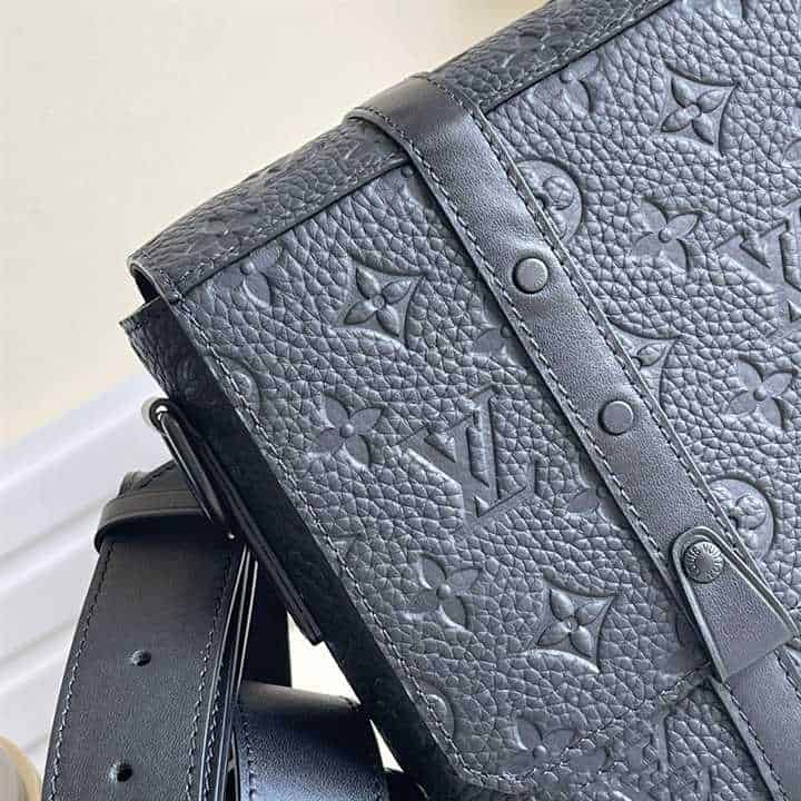Louis Vuitton Trunk Messenger Bag Taurillon Monogram Leather LMB016 - 7