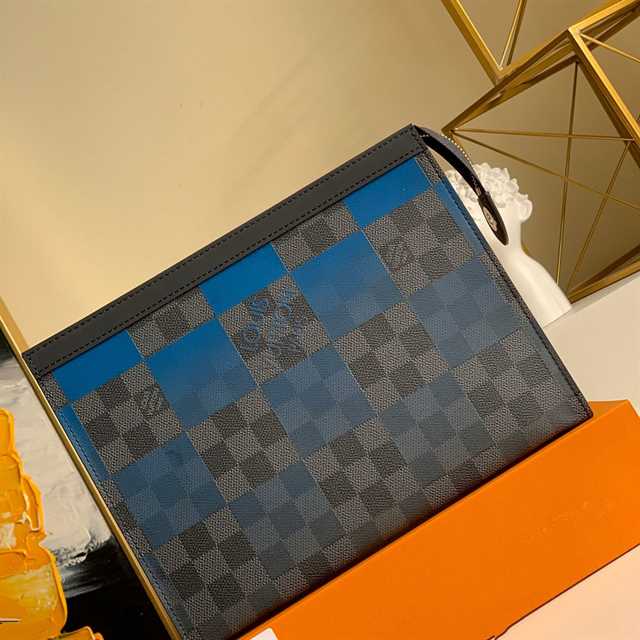 Louis Vuitton Pochette Voyage MM Damier Graphite Canvas In Blue - PB04 - 3